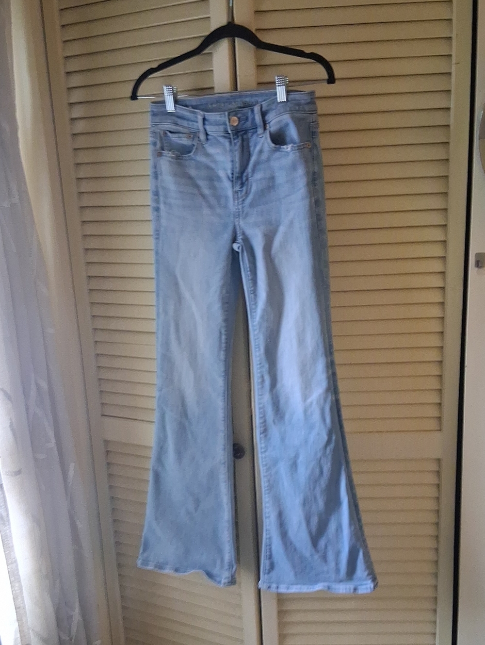 American Eagle Outfitters Light Wash Flare Jeans